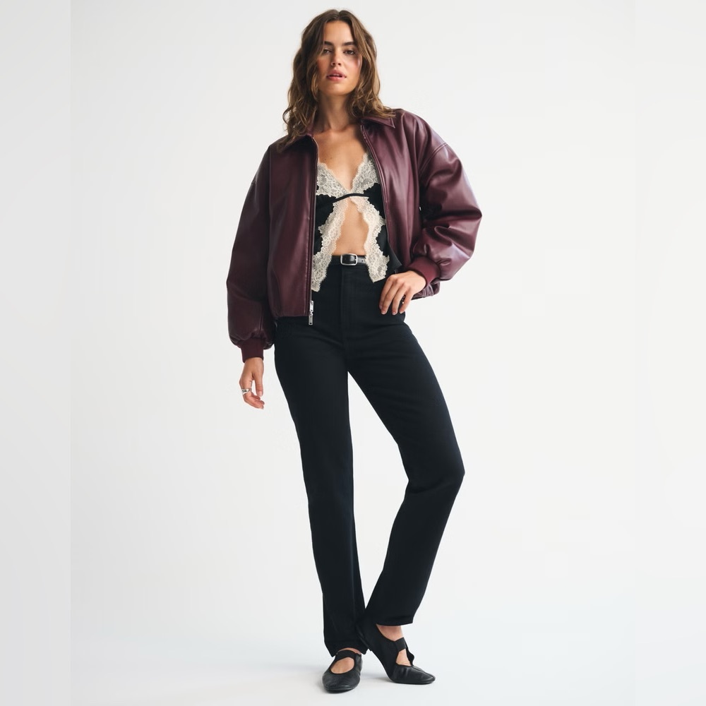 Abercrombie & Fitch Black 90s Straight Leg Ultra High Rise Jeans